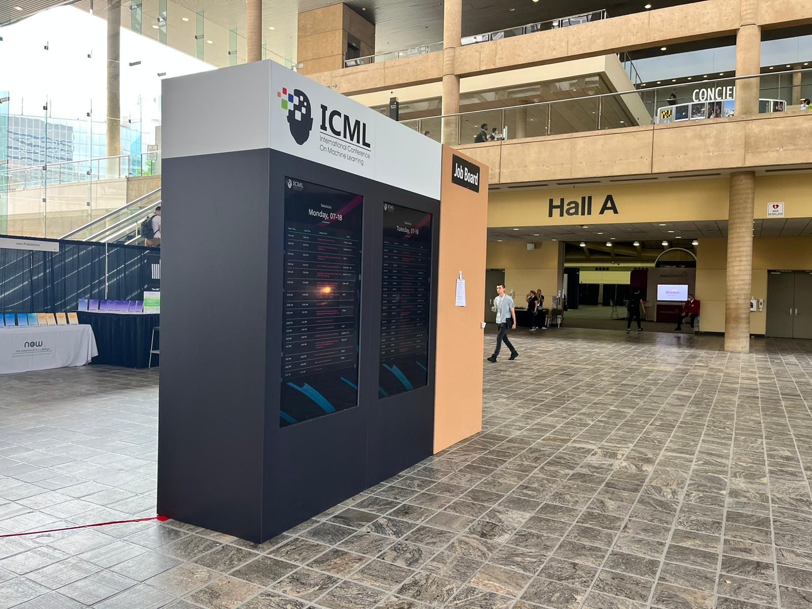 non touch monitors trade shows