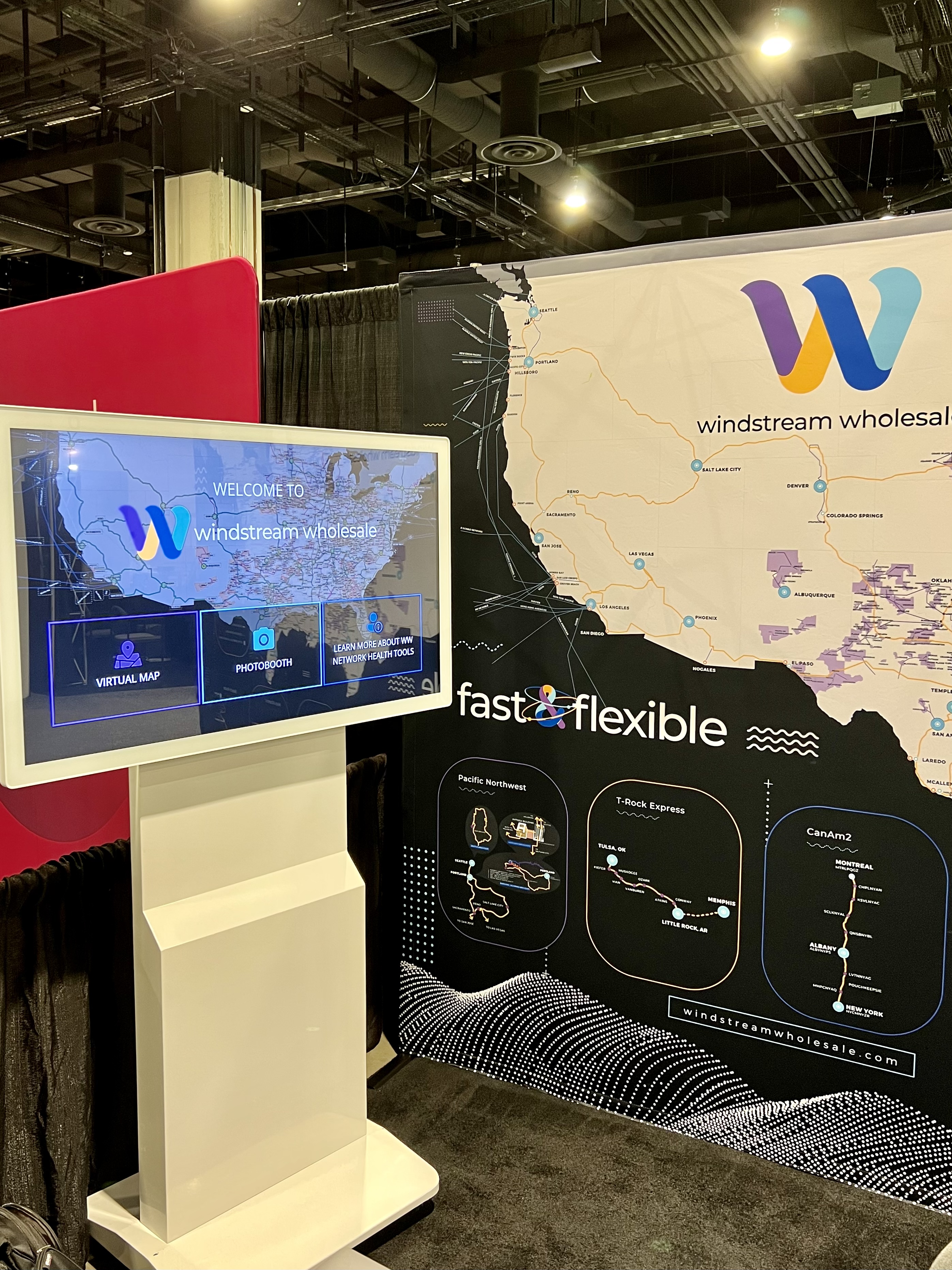 Rotating touchscreen kiosk rentals