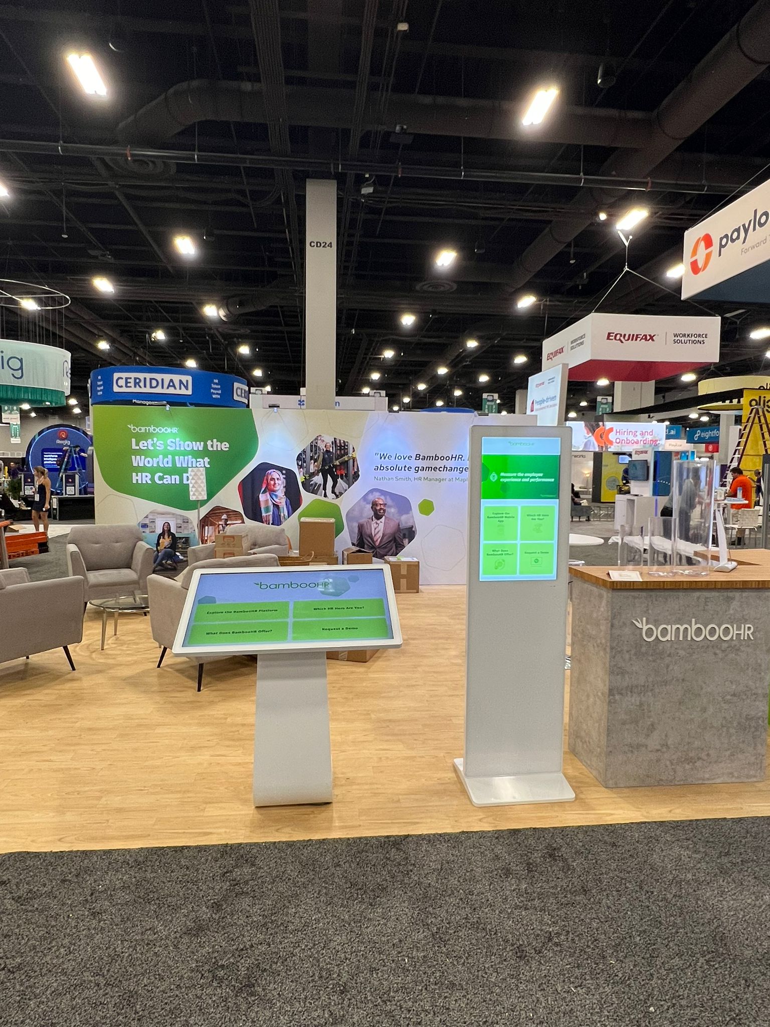 touchscreen kiosk and touch table