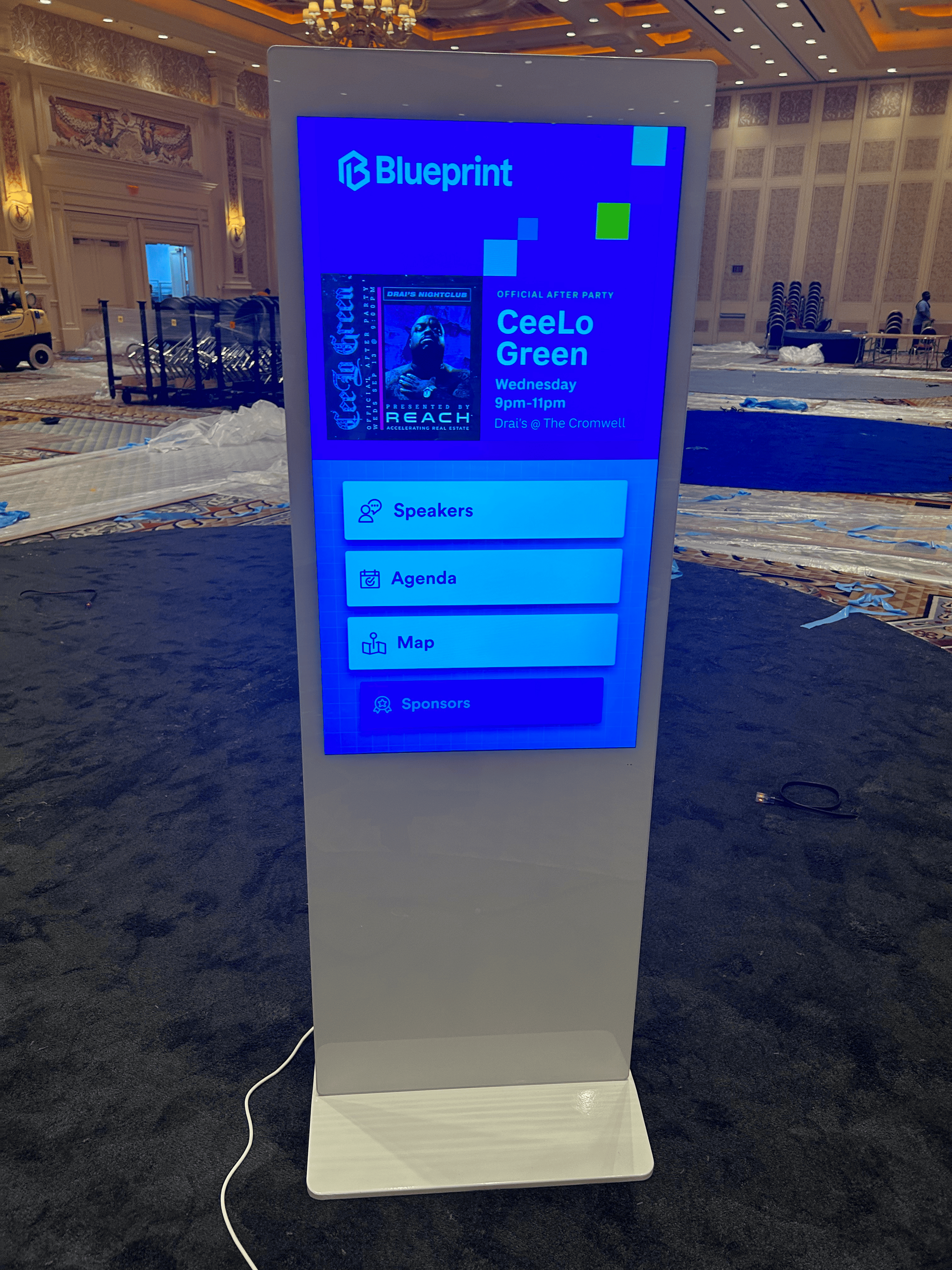 wayfinding touchscreen kiosk