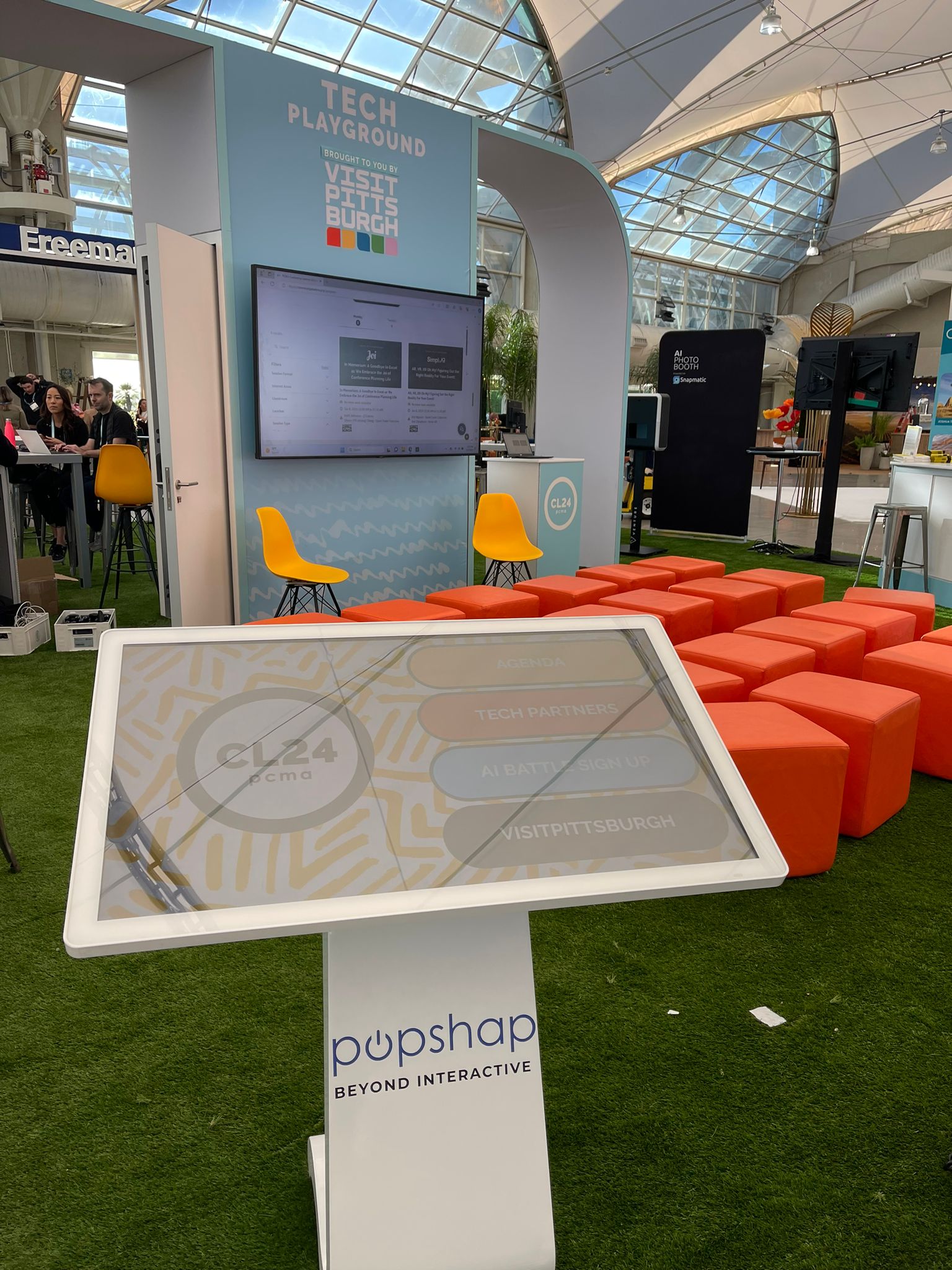 interactive touchscreen table kiosk