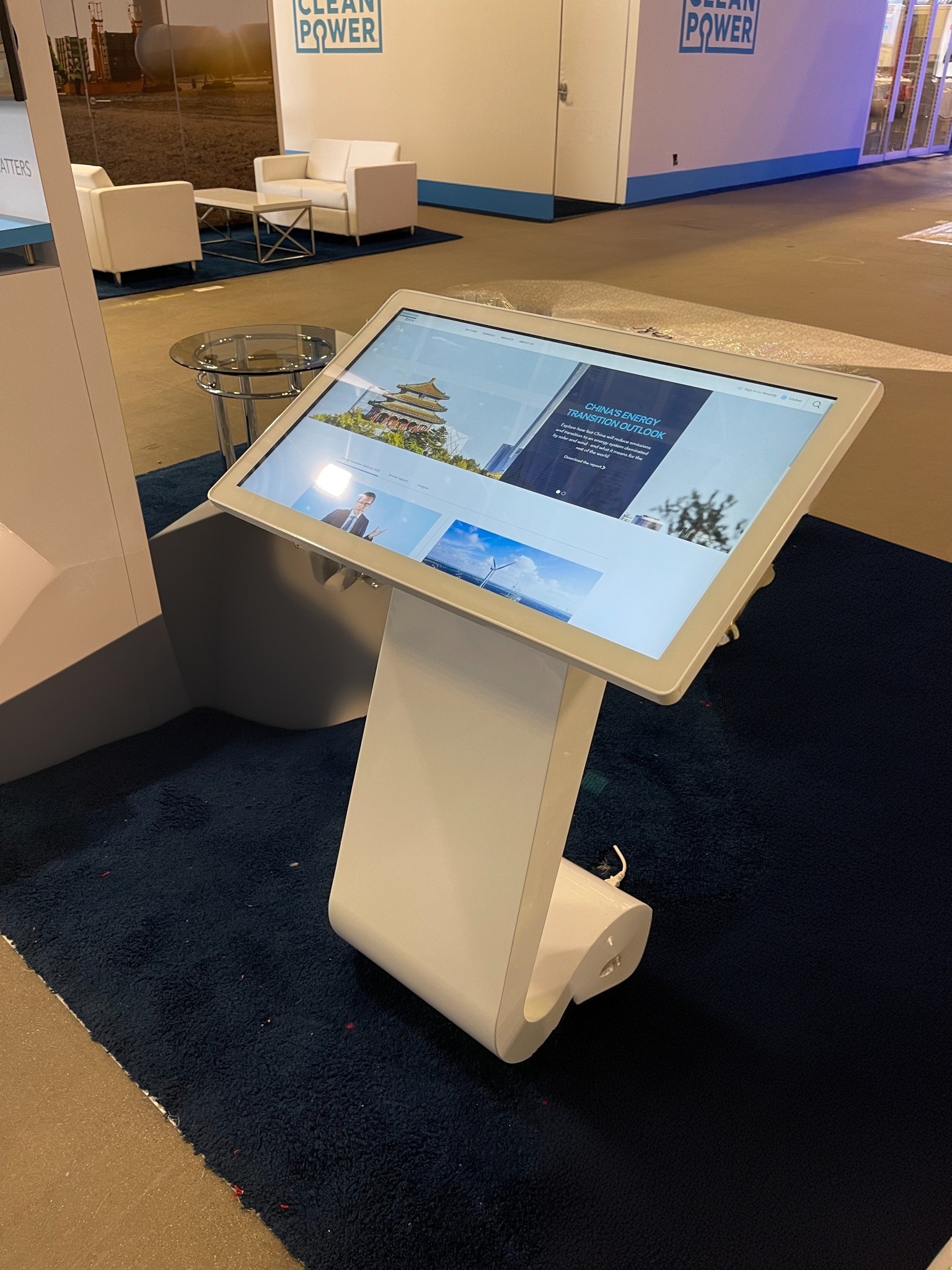 interactive touchscreen kiosk