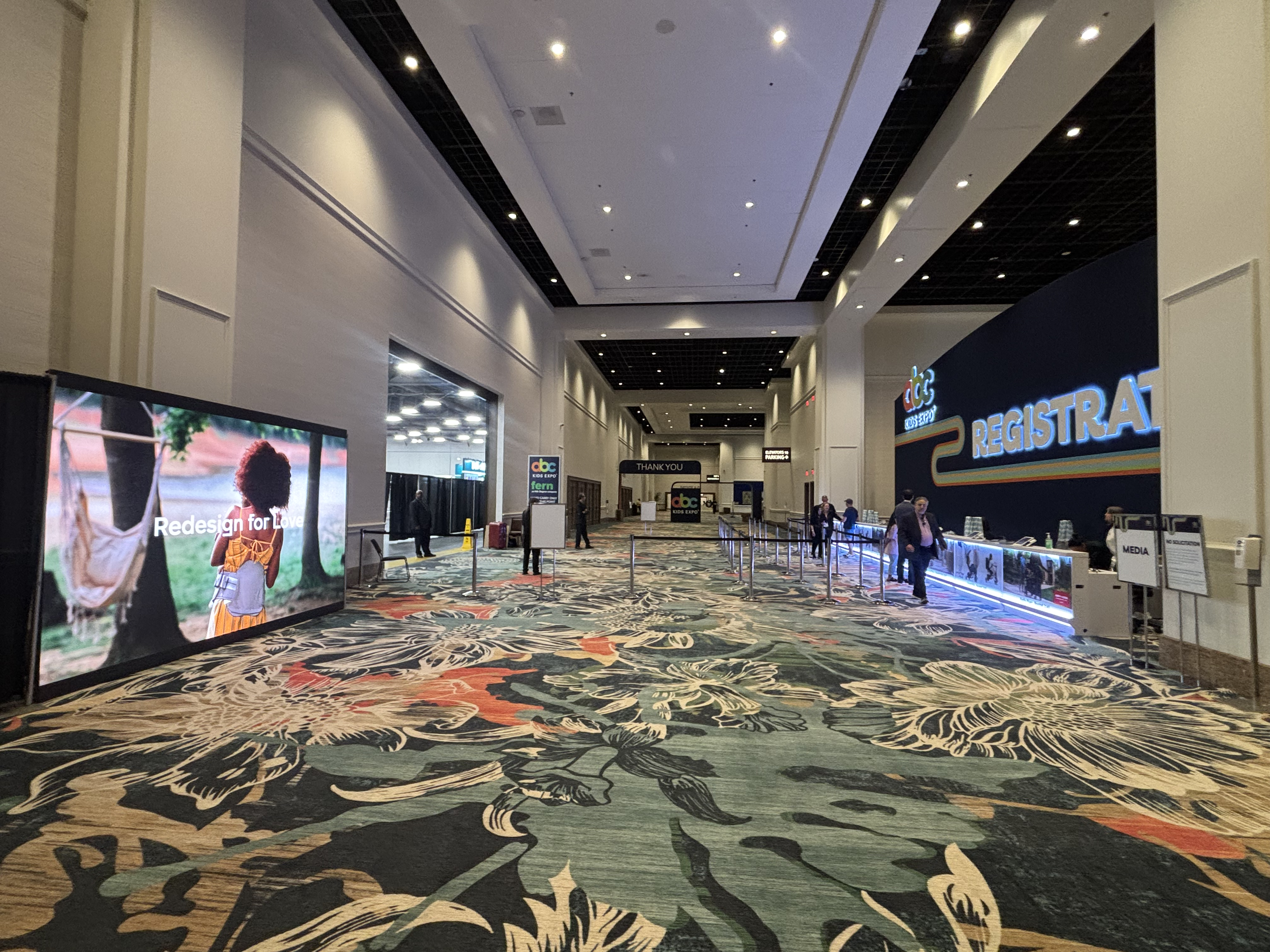 show management LED solutions