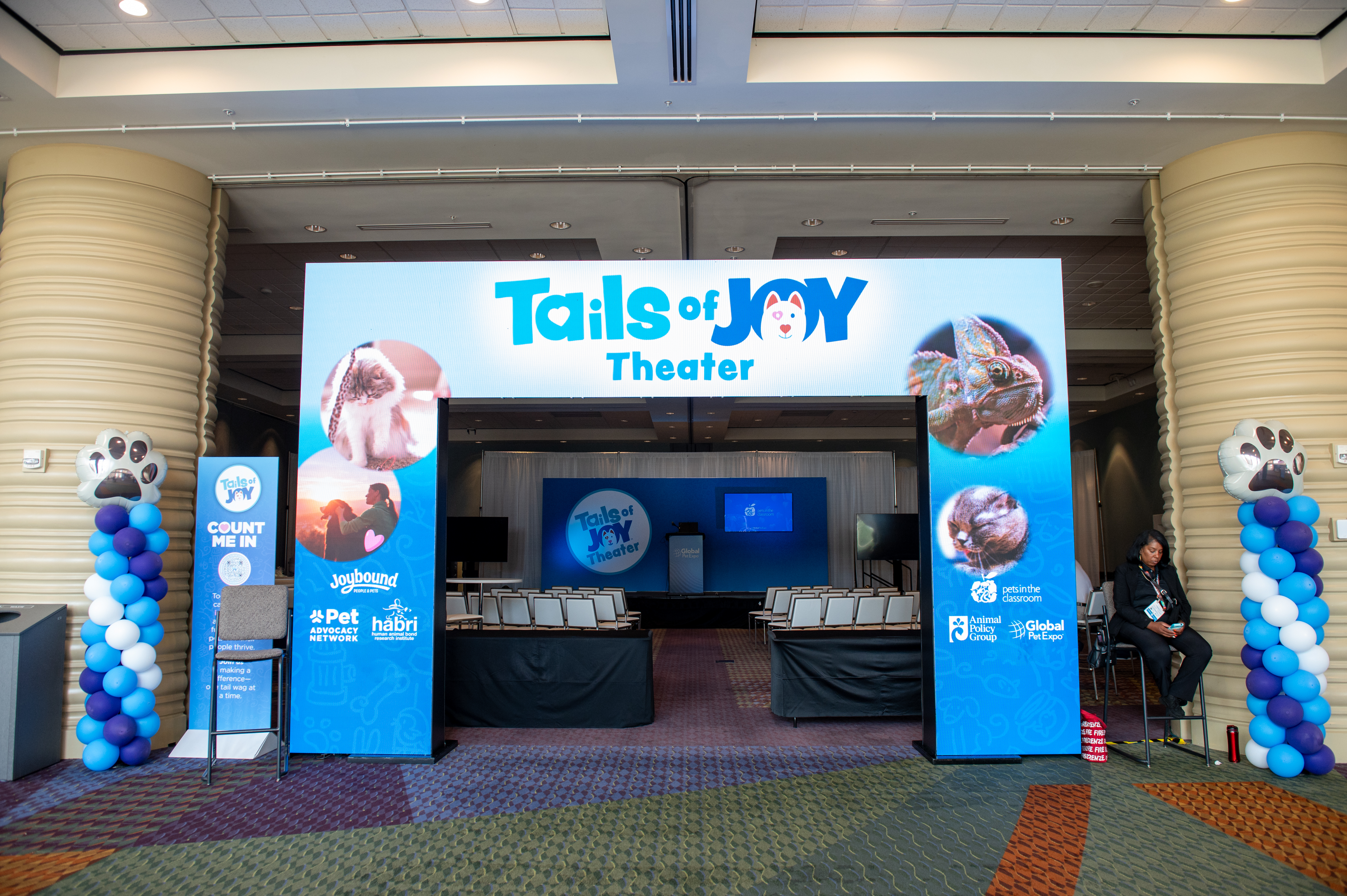 LED entranch arch for show organizers