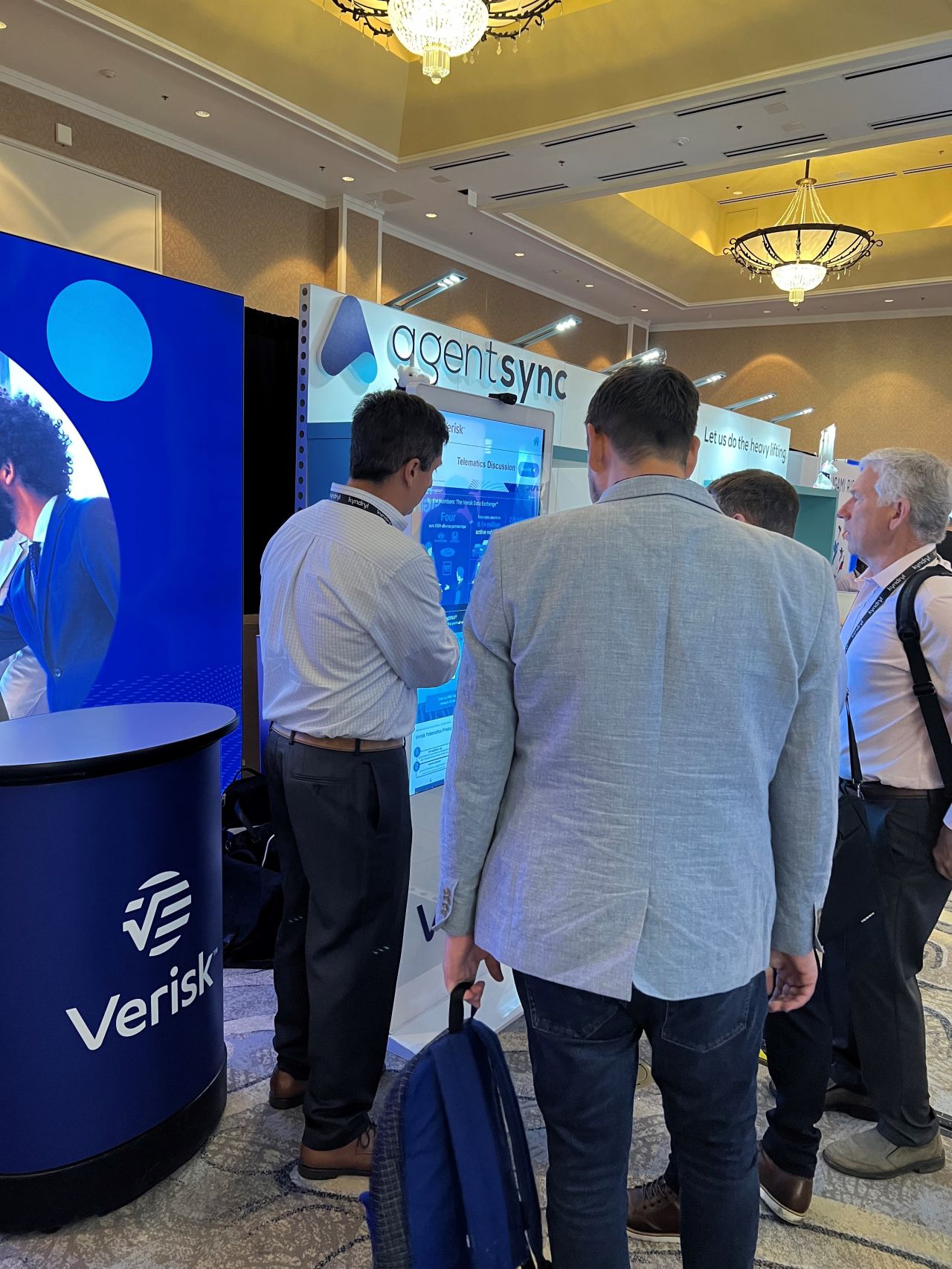 touch screen kiosk rental for trade shows